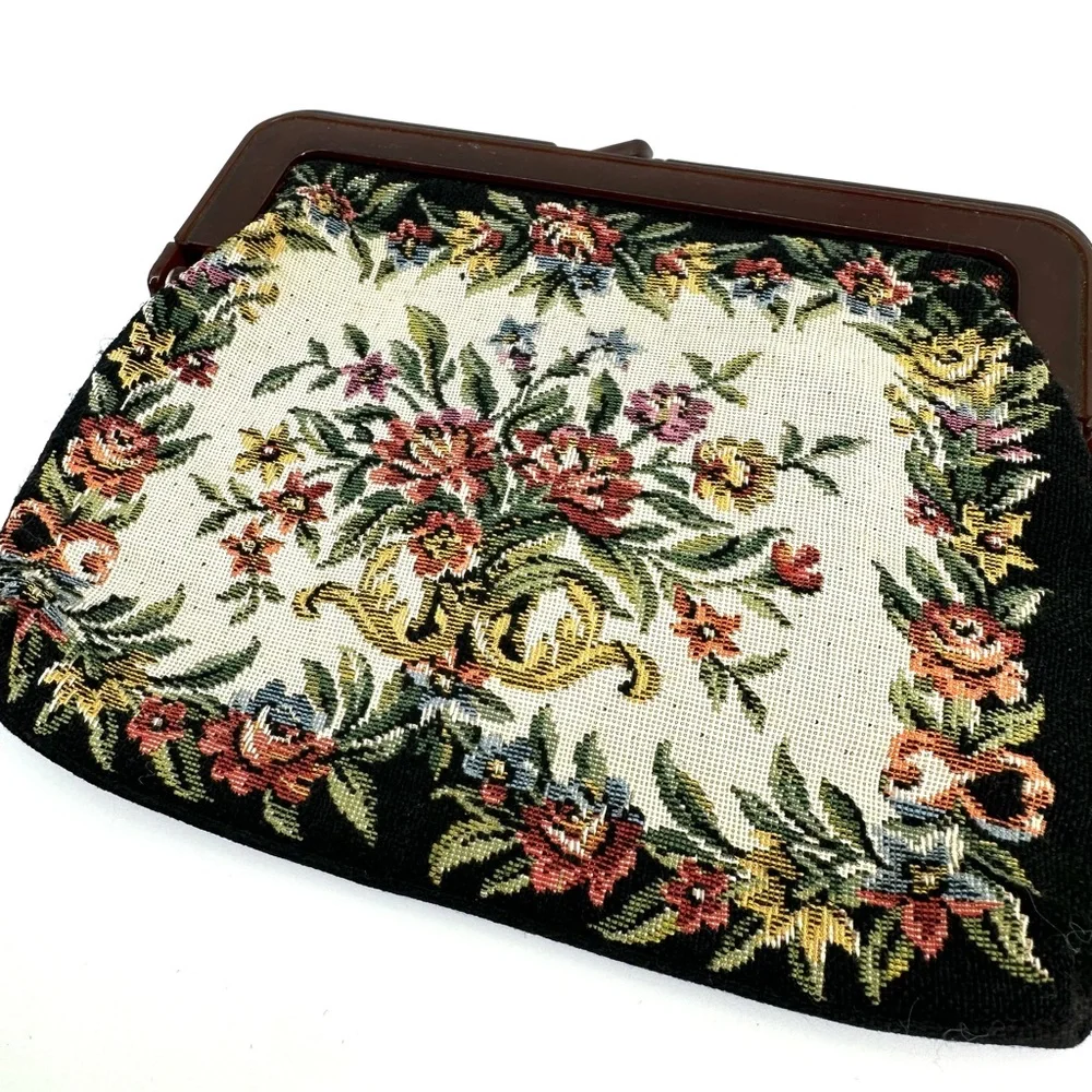 ✨SALE✨ Vintage Floral Kiss Lock Clutch Bag - Picture 2 of 6